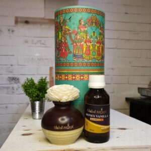 Honey Vanilla Ceramic Pot Reed Diffuser Set