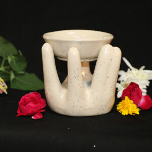 Candle Ceramic Diffuser Hand White (15ml Oil)