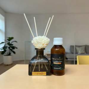 Forbidden Kiss Reed Diffuser Set (100ml with 5 Reed Sticks)