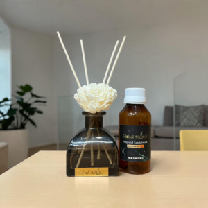 Imperial Sandalwood Reed Diffuser Set (100ml with 5 Reed Sticks)